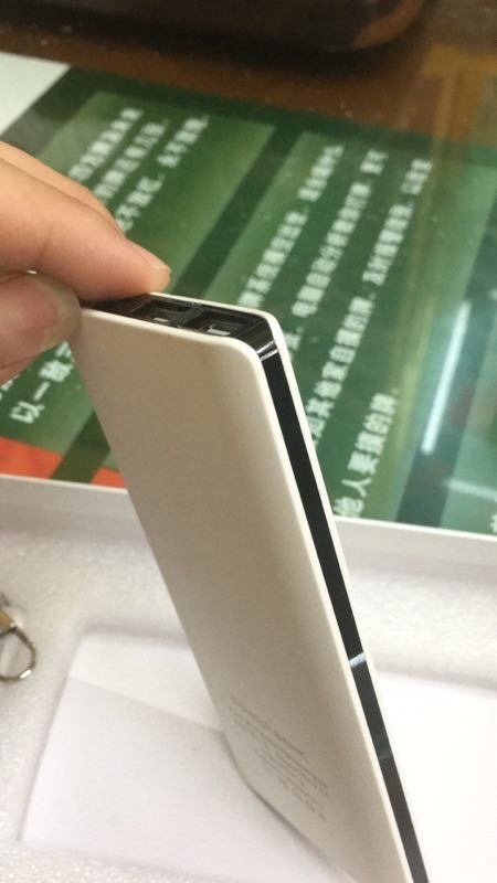 Gli strumenti dell'imbroglione del poker bianchi/la macchina fotografica della Banca potere nero per la ricerca hanno segnato le carte da gioco